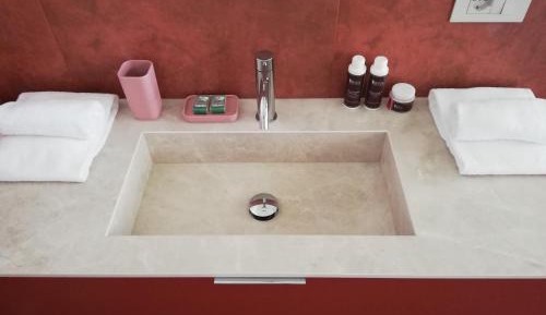 Large Double or Twin Room