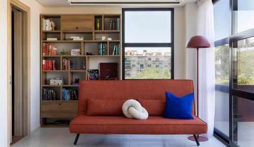 Suite with Terrace & Lycabettus View