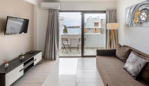 Apartment with Sea View