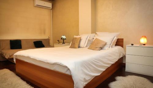 Queen Room with Balcony