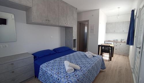 Studio with Sea View