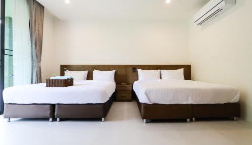 Deluxe Quadruple Room