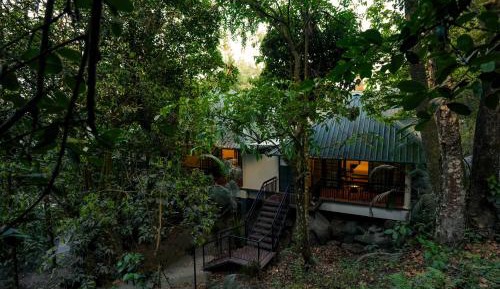 Honeymoon Cottage with Plunge Pool