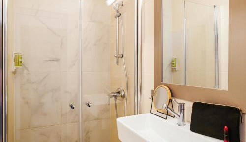 Triple / Quadruple Room