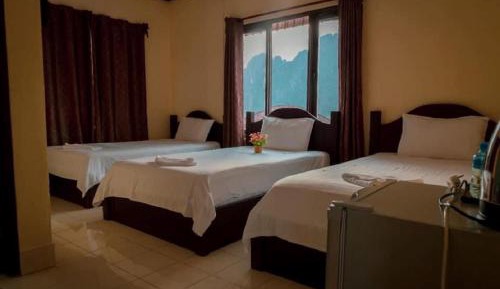 Triple Room with Mountain View