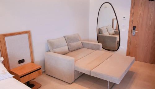 Deluxe Family Suite
