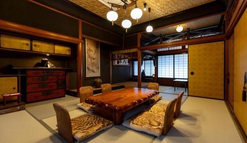 Japanese-Style Room