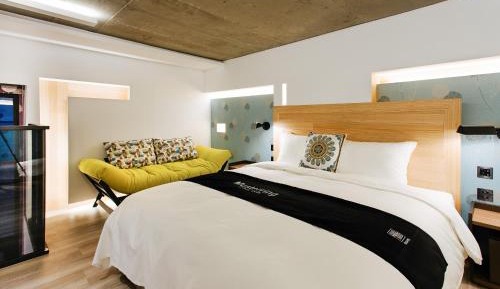 Luxury Family Suite