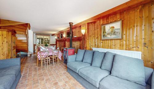 Three-Bedroom Vacation Home 