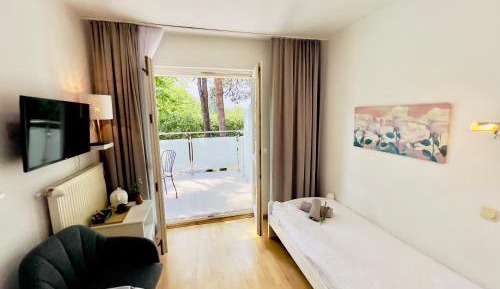 Single Room with Terrace