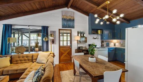 Bungalow