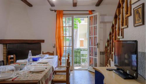 Five-Bedroom Holiday Home