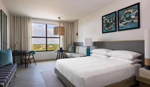 Standard King Room
