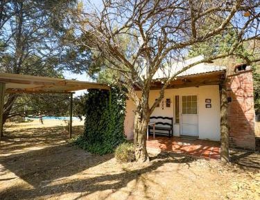 Bungalow (2 Adults)