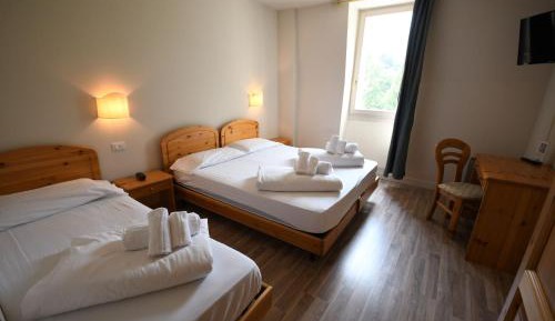 Triple Room with Private Bathroom