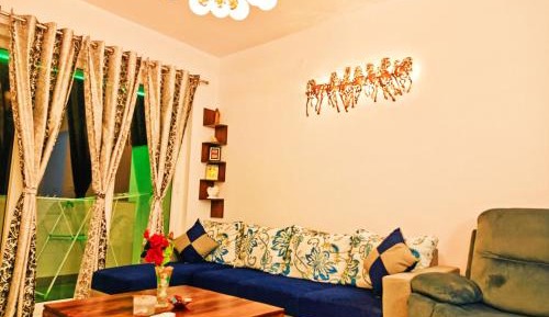 Three-Bedroom Premium Apartment with Balcony