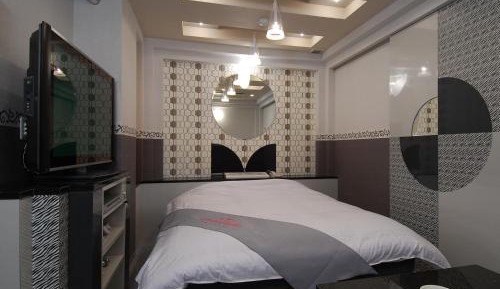 Standard Double Room - Smoking (One Bed)