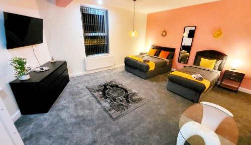 Deluxe Double Room (2 Adults + 1 Child)
