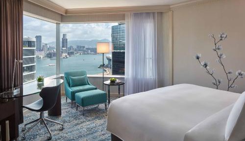 Premier King room with Harbor View
