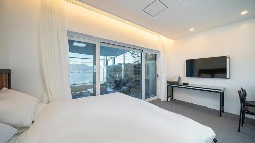 One-Bedroom Villa