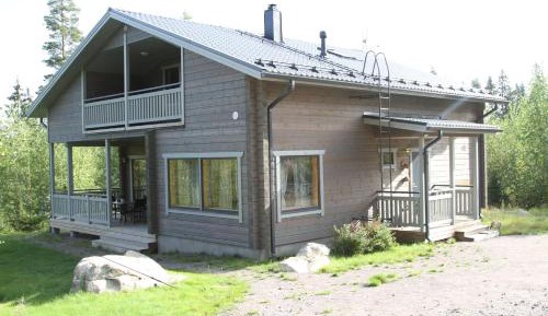 Four-Bedroom Cottage with Sauna