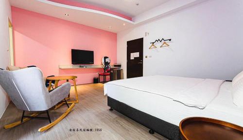 Queen Room with Balcony