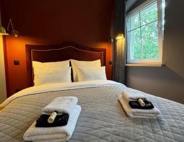 One-Bedroom Premium Apartment