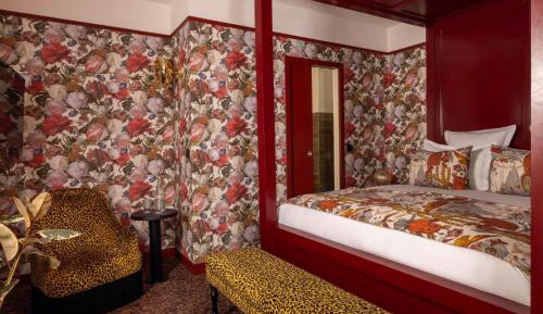 Deluxe Double Room with Spa Access 