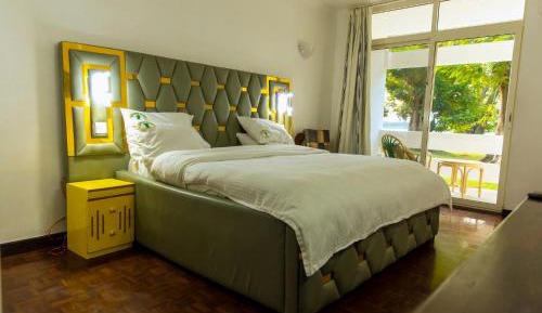 Deluxe Double Room with Balcony and Sea View