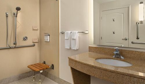 Standard Queen Room with Two Queen Beds and Mobility Accessible Roll-In Shower