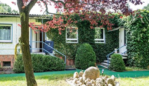 Superior One-Bedroom Apartment