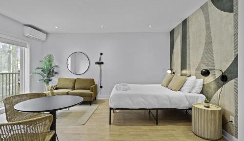 One-Bedroom Apartment