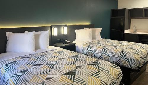 Quadruple Room - Non-Smoking