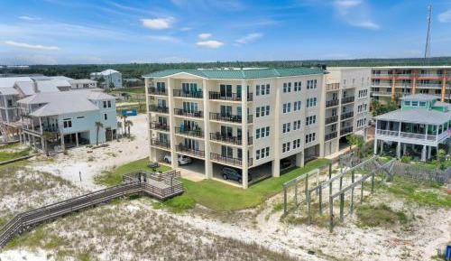 Two-Bedroom Apartment - Oceanfront 