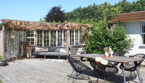 Quadruple Room with Shared Bathroom