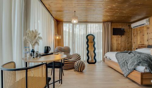 Superior King Room