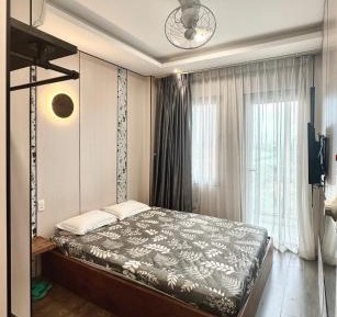 Queen Room with Balcony