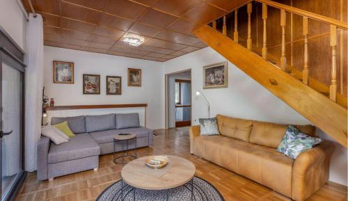 Five-Bedroom Holiday Home