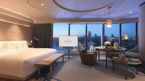 Junior King Suite Sanlitun View