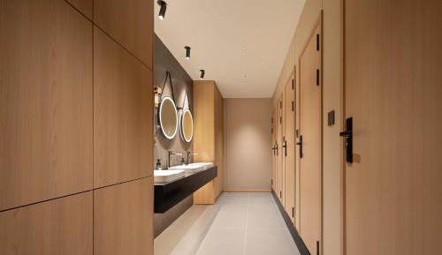 Bed in 4-Bed Female Dormitory Room - Shared Bathroom  