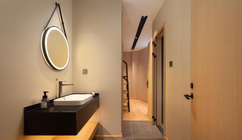 Bed in 4-Bed Male Dormitory Room - Shared Bathroom 