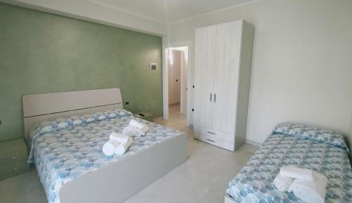 Triple Room with Private Bathroom