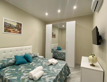 One-Bedroom Deluxe Apartment