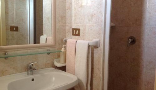 Triple Room with Private Bathroom