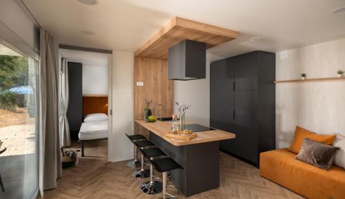 Tamaris Superior Camping Villa