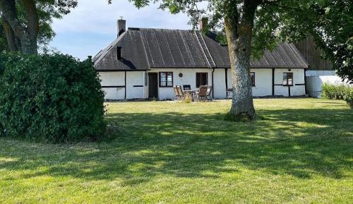 Three-Bedroom Vacation Home 