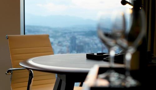 Moderate King, 1 King