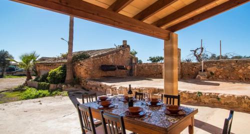 Villa with Garden View