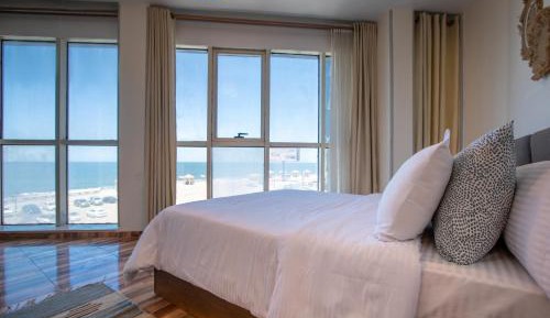 Three-Bedroom Apartment - Panoramic Sea View with Terrace