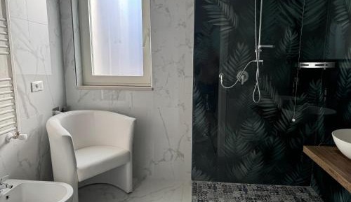 King Room with Spa Bath